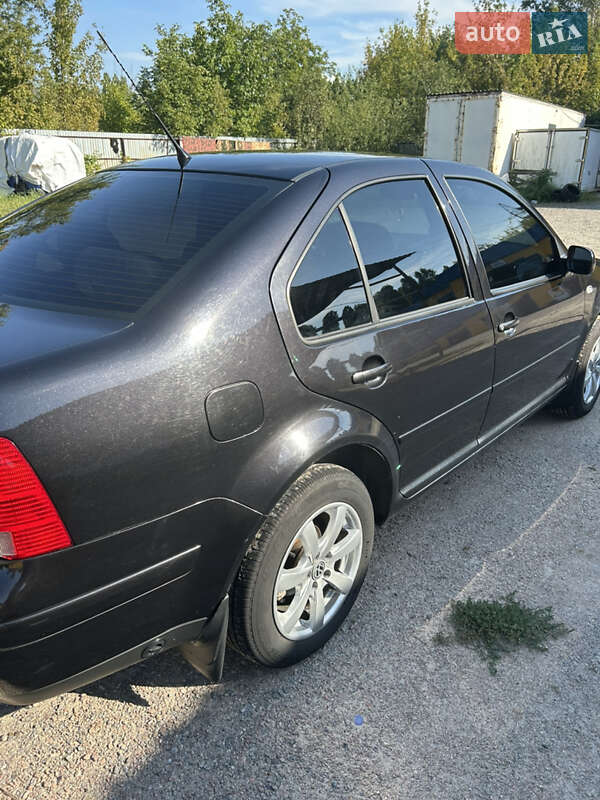 Седан Volkswagen Bora 2003 в Кременчуці