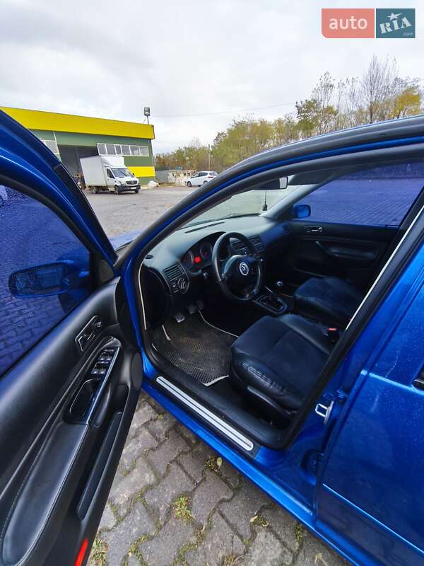 Седан Volkswagen Bora 2000 в Черновцах