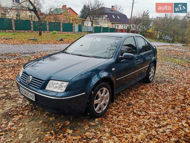 Седан Volkswagen Bora 2003 в Виннице