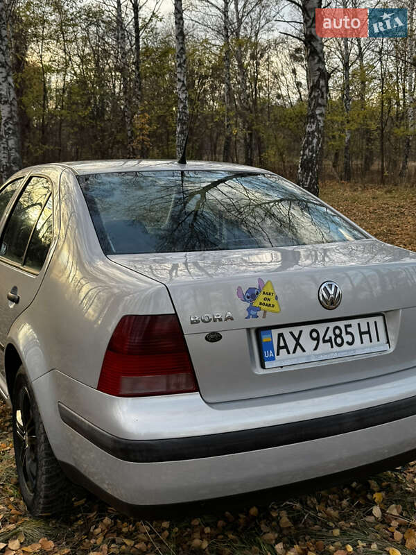 Седан Volkswagen Bora 1999 в Харькове