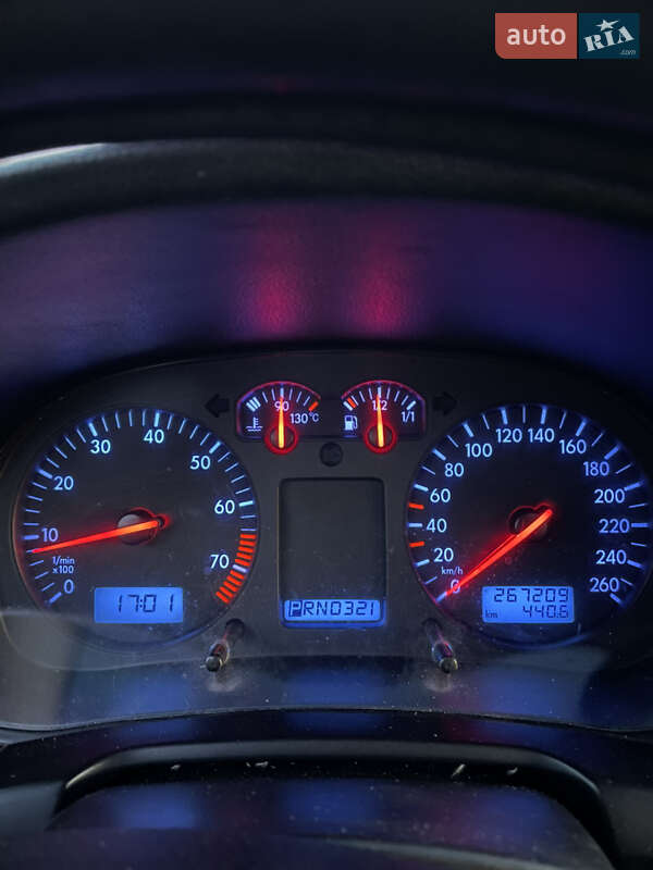 Седан Volkswagen Bora 1999 в Ужгороде