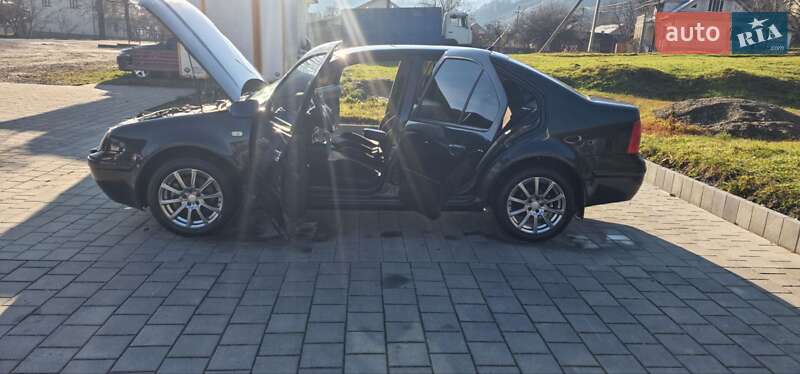 Седан Volkswagen Bora 2000 в Косове