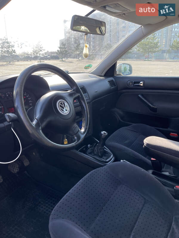 Седан Volkswagen Bora 2000 в Николаеве