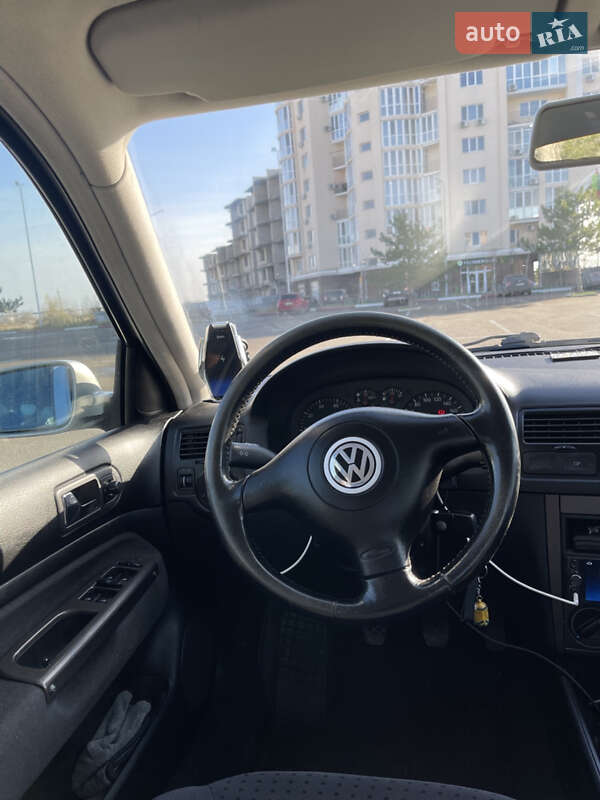 Седан Volkswagen Bora 2000 в Николаеве