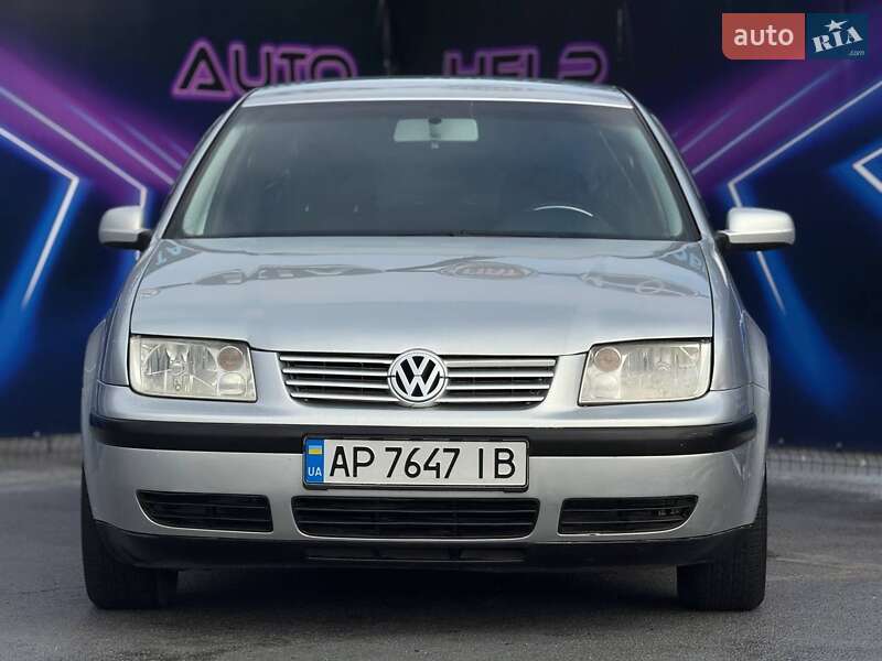 Седан Volkswagen Bora 2003 в Запорожье