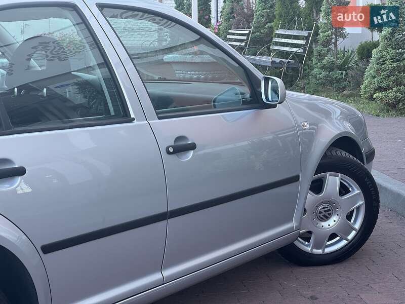 Седан Volkswagen Bora 2000 в Стрые