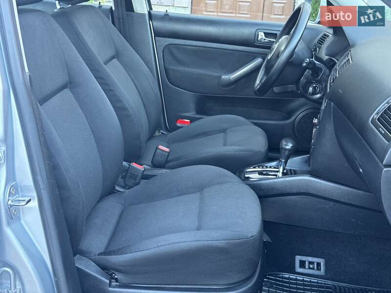 Седан Volkswagen Bora 2000 в Стрые