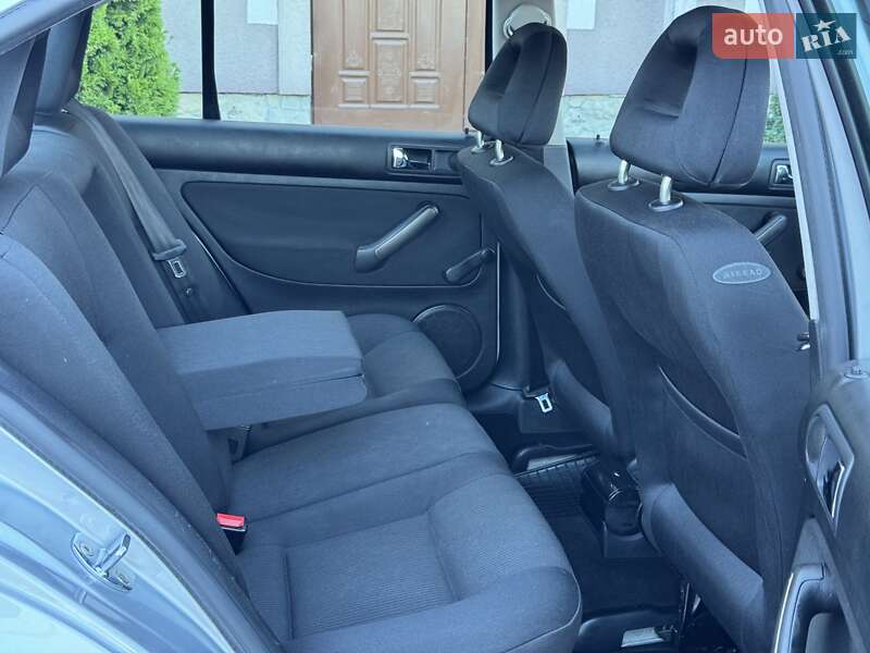 Седан Volkswagen Bora 2000 в Стрые