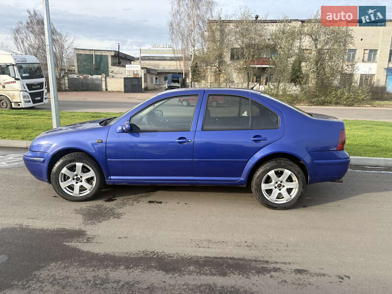 Седан Volkswagen Bora 1999 в Шостке