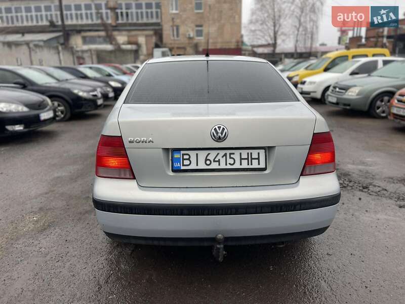 Седан Volkswagen Bora 2000 в Полтаве