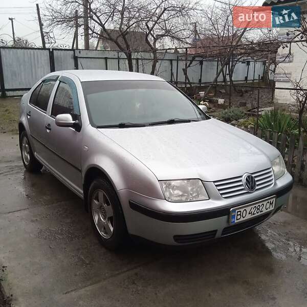 Volkswagen Bora 2001