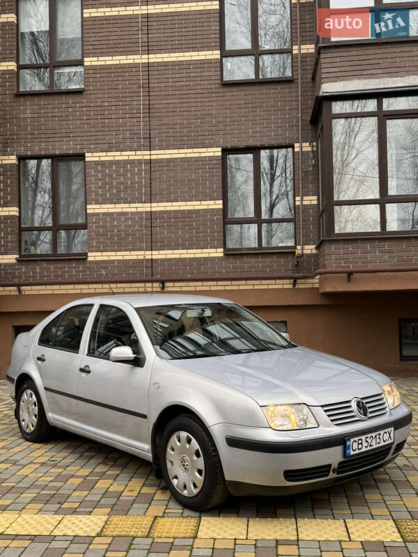 Седан Volkswagen Bora 1999 в Чернігові