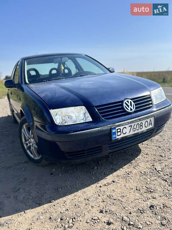 Volkswagen Bora 2001