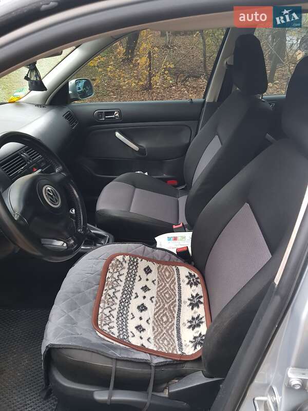 Універсал Volkswagen Bora 2001 в Чернігові