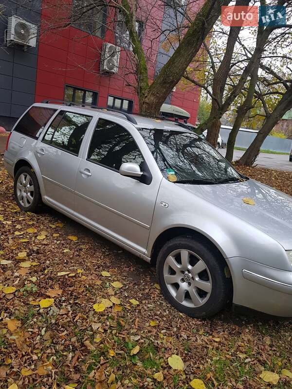 Універсал Volkswagen Bora 2001 в Чернігові