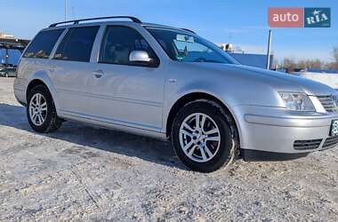 Универсал Volkswagen Bora 2002 в Киеве