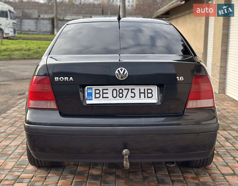 Седан Volkswagen Bora 2004 в Одессе