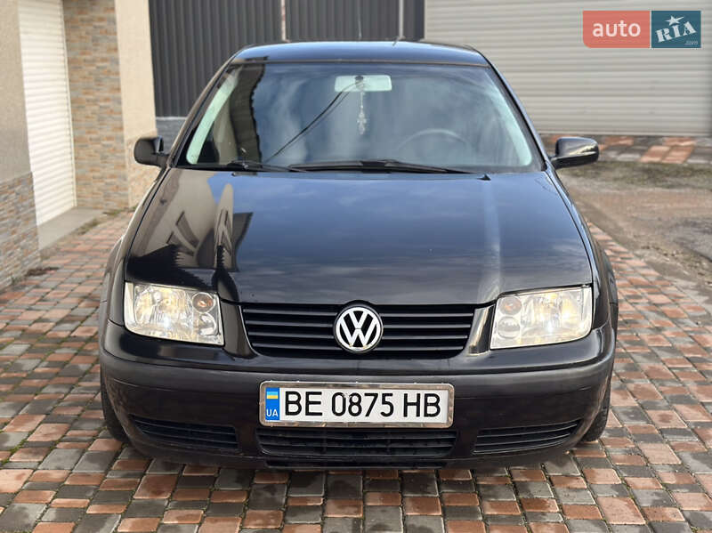 Седан Volkswagen Bora 2004 в Одессе