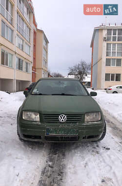 Седан Volkswagen Bora 1999 в Рівному