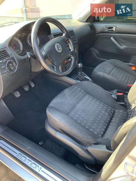 Седан Volkswagen Bora 2001 в Коломые