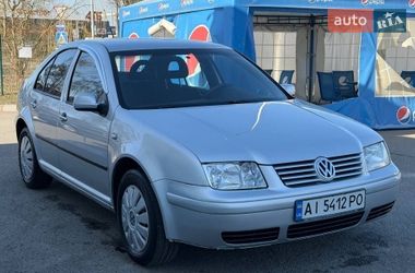 Седан Volkswagen Bora 2001 в Буче