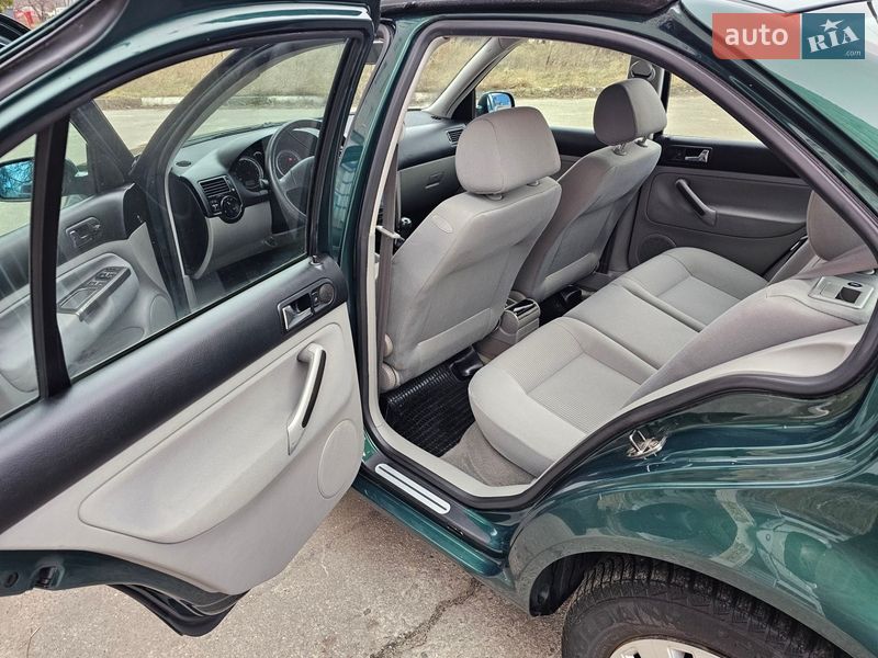 Седан Volkswagen Bora 2003 в Харькове