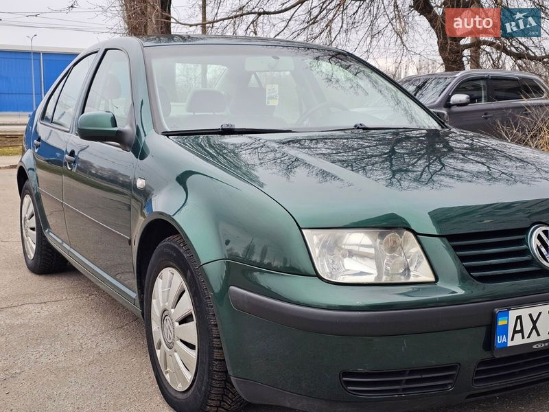Седан Volkswagen Bora 2003 в Харькове