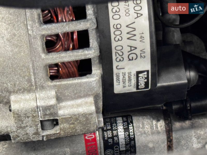 Универсал Volkswagen Bora 2001 в Стрые