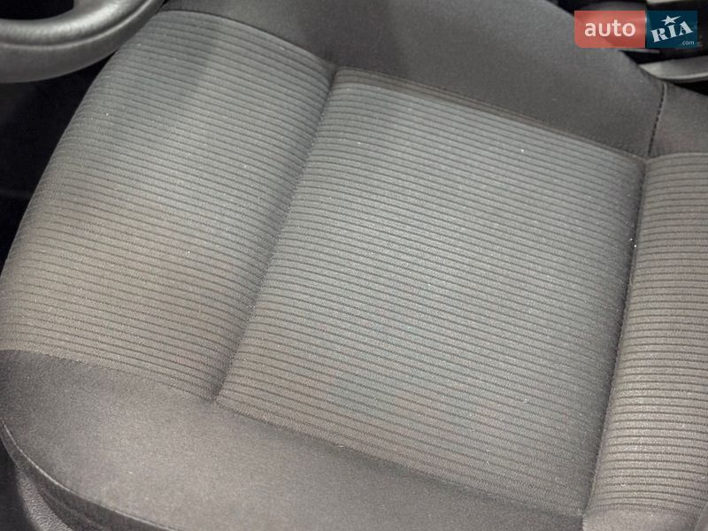 Универсал Volkswagen Bora 2001 в Стрые