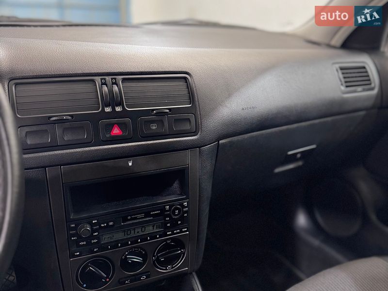 Универсал Volkswagen Bora 2001 в Стрые