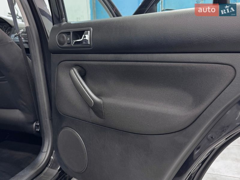 Универсал Volkswagen Bora 2001 в Стрые