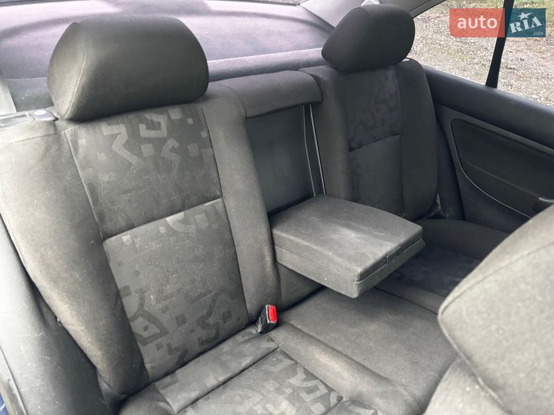 Седан Volkswagen Bora 1998 в Бориславі