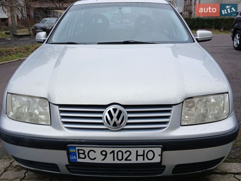 Volkswagen Bora 2000