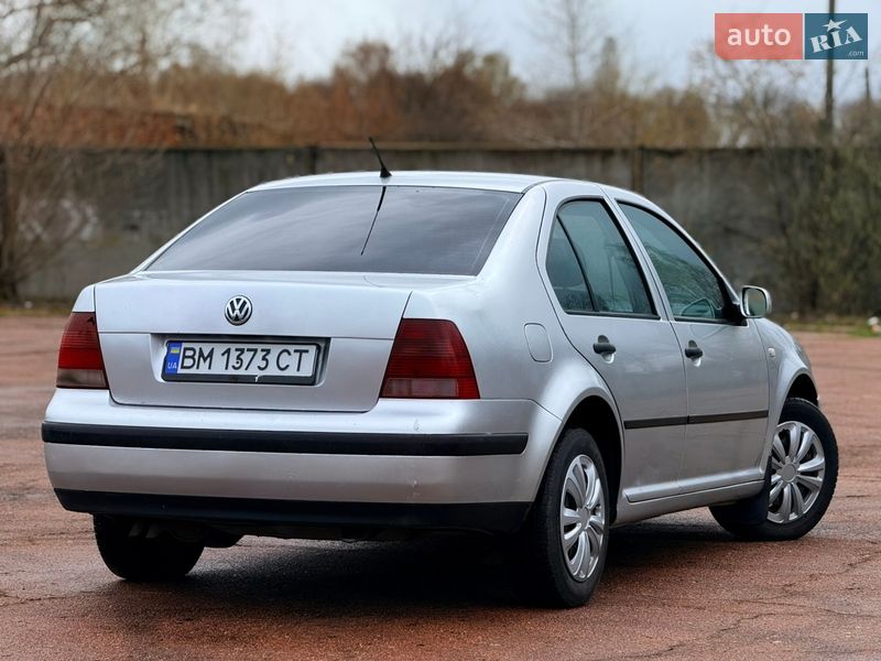 Седан Volkswagen Bora 2004 в Мене