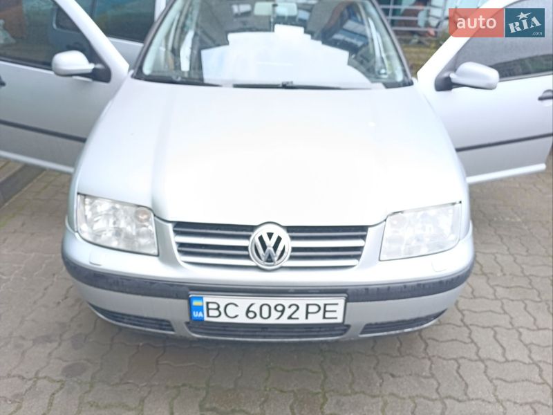 Volkswagen Bora 2000