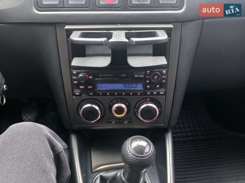 Универсал Volkswagen Bora 2001 в Ровно