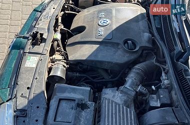 Седан Volkswagen Bora 2002 в Жовкве