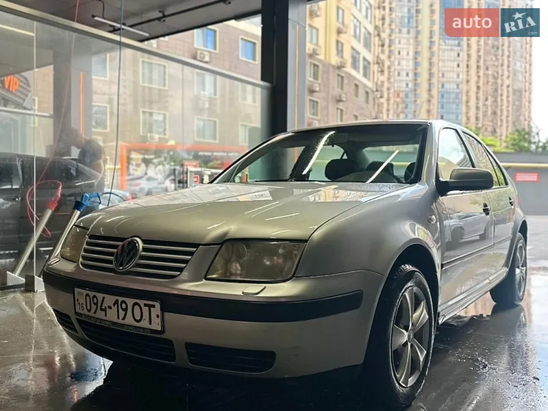 Volkswagen Bora 2003