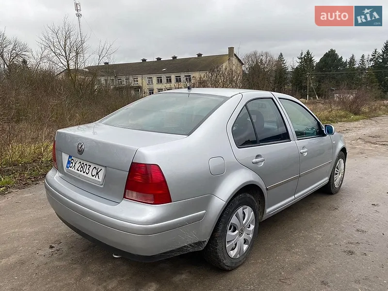 Volkswagen Bora 2002
