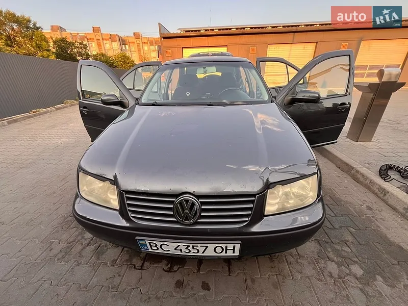 Volkswagen Bora 2003