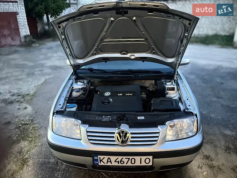 Volkswagen Bora 2003