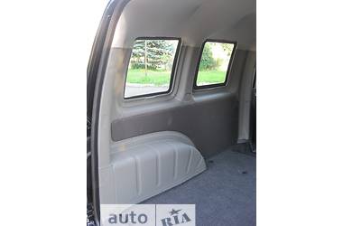 Минивэн Volkswagen Caddy 2012 в 