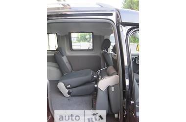 Минивэн Volkswagen Caddy 2012 в 