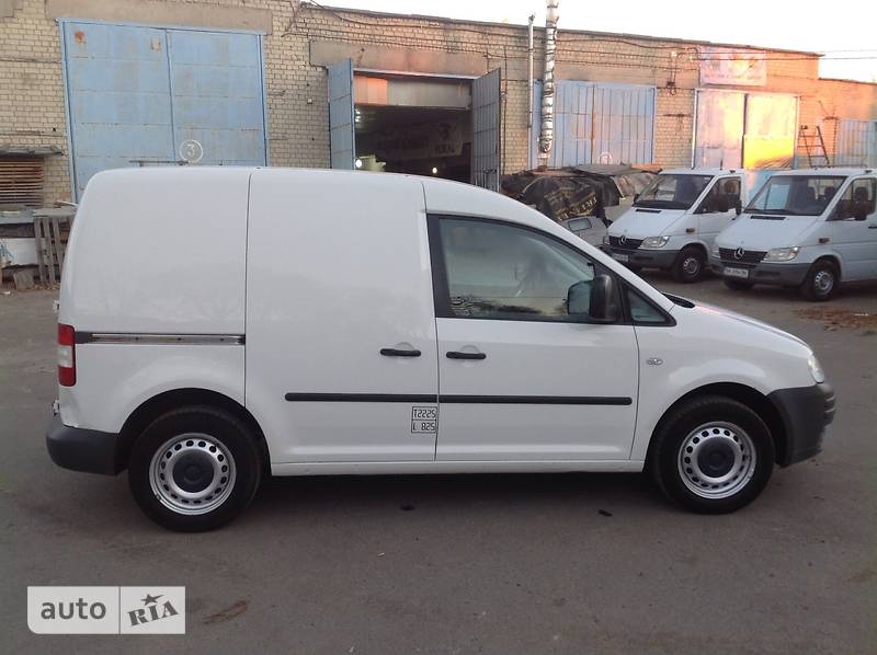 Грузопассажирский фургон Volkswagen Caddy 2005 в Ровно фото 13 Грузопассажирский фургон Volkswagen Caddy 2005 в Ровно