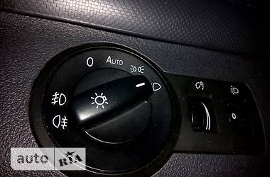 Грузопассажирский фургон Volkswagen Caddy 2009 в 