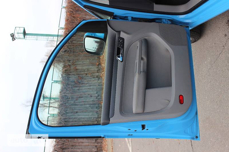 Минивэн Volkswagen Caddy 2008 в Днепре фото 39 Минивэн Volkswagen Caddy 2008 в Днепре