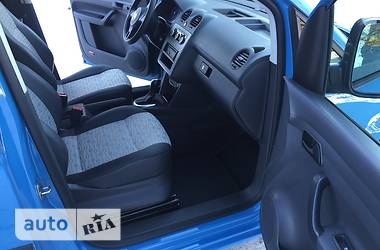 Грузопассажирский фургон Volkswagen Caddy 2011 в 