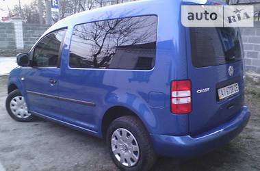 Грузопассажирский фургон Volkswagen Caddy 2011 в 