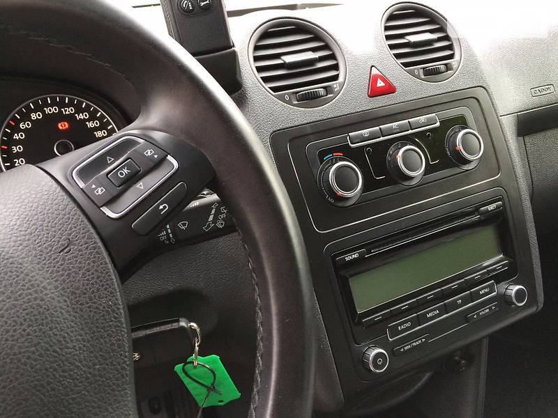 Грузовой фургон Volkswagen Caddy 2011 в Бучаче фото 11 Грузовой фургон Volkswagen Caddy 2011 в Бучаче