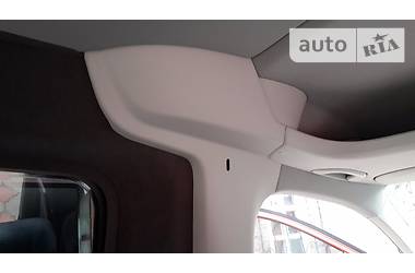 Минивэн Volkswagen Caddy 2012 в 